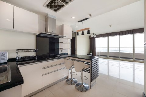 Condo in Khlong San, Bangkok, Thailand, 3 bedrooms  № 161324 - photo 2