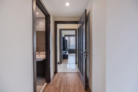 Condo in Khlong San, Bangkok, Thailand, 3 bedrooms  № 161324 - photo 7