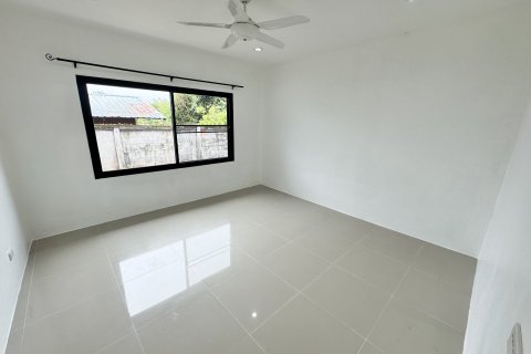 House in Udon Thani, Thailand 3 bedrooms № 152980 - photo 20