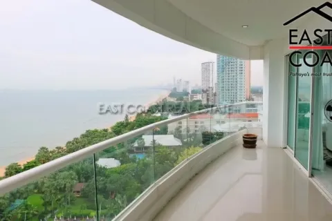 Condominio de 4 dormitorios en Pattaya, Tailandia № 212679 - foto 2