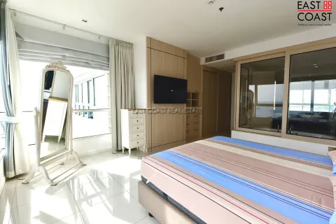 Condominio de 4 dormitorios en Pattaya, Tailandia № 212679 - foto 12