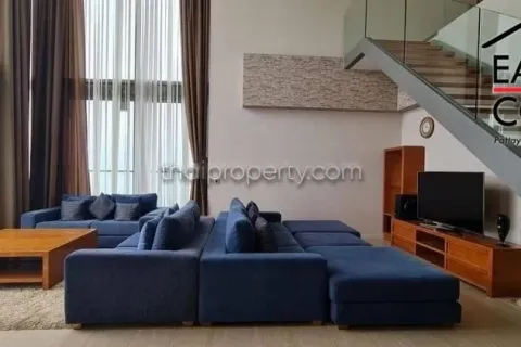 Condominio de 4 dormitorios en Pattaya, Tailandia № 212677 - foto 3