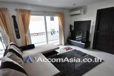 Condo in Bang Lamung, Thailand, 2 bedrooms  № 218481