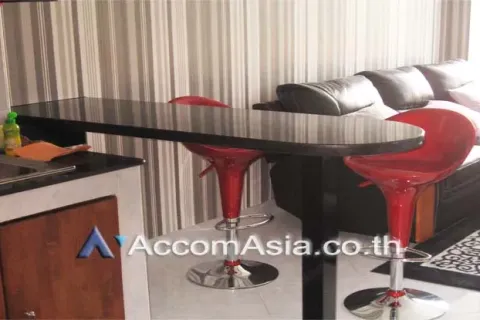 Studio dans le Condo à Bang Lamung, Thaïlande  № 218484