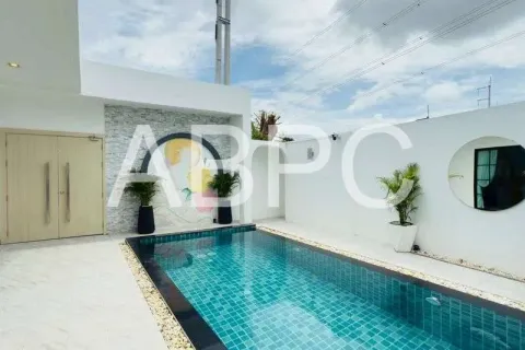 House in Pattaya, Thailand 3 bedrooms № 211760