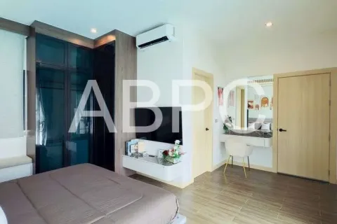 Casa de 3 dormitorios en Pattaya, Tailandia № 211760 - foto 6