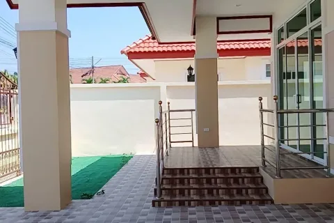Casa de 3 dormitorios en Pattaya, Tailandia № 211763 - foto 19