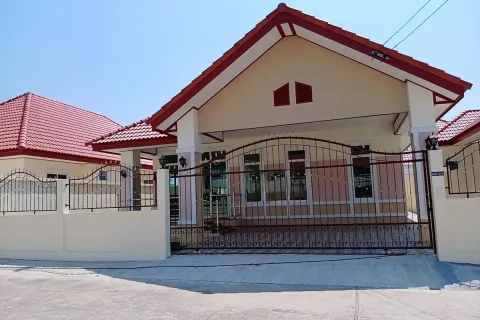 Casa de 3 dormitorios en Pattaya, Tailandia № 211763 - foto 18