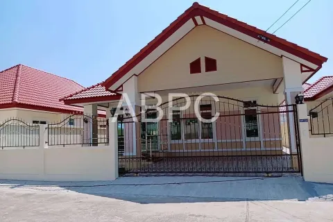 House in Pattaya, Thailand 3 bedrooms № 211763