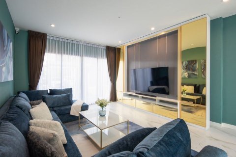 Villa in Hang Dong, Thailand 5 bedrooms № 167471 - photo 6