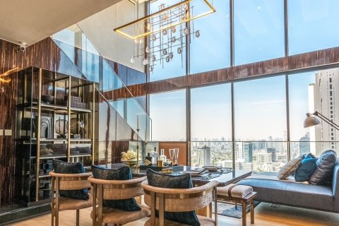 Duplex in Bangkok, Thailand 3 bedrooms № 165653 - photo 2