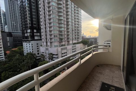 Condo à Khlong Toei, Bangkok, Thaïlande, 3 chambres № 200951 - photo 21