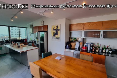 คอนโดมิเนียมในวัฒนา, กรุงเทพฯ, ประเทศไทย, 5 ห้องนอน № 200947 - รูปถ่าย 5