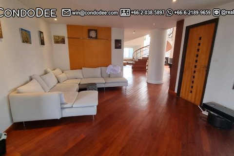 คอนโดมิเนียมในวัฒนา, กรุงเทพฯ, ประเทศไทย, 5 ห้องนอน № 200947 - รูปถ่าย 22