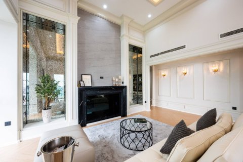 Condo à Bangkok, Thaïlande, 2 chambres  № 180560 - photo 13