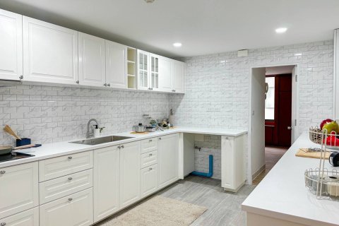 Condo à Bangkok, Thaïlande, 3 chambres  № 180561 - photo 8