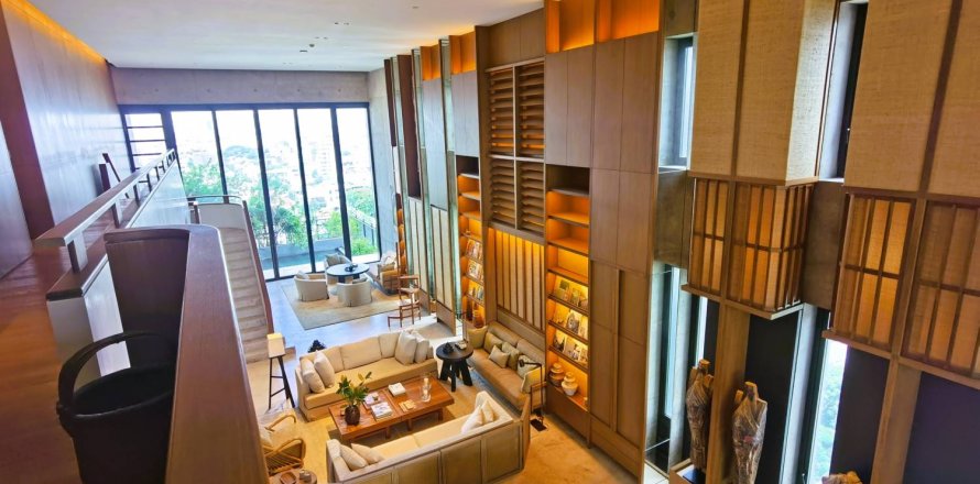 Duplex in Bangkok, Thailand 3 bedrooms № 180555