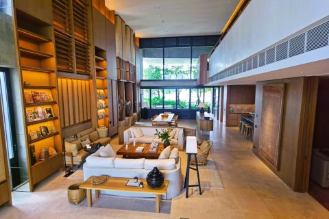 Duplex in Bangkok, Thailand 3 bedrooms № 180555 - photo 2