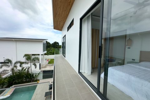 Villa in Ko Samui, Thailand 3 bedrooms № 139093 - photo 18