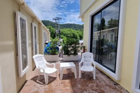 Studio dans le Condo à Phuket, Thaïlande  № 164076 - photo 11