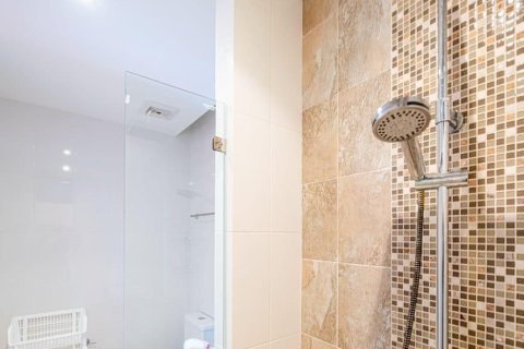 Studio dans le Condo à Phuket, Thaïlande  № 164076 - photo 16