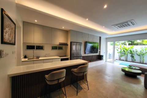 Villa in Phuket, Thailand 3 bedrooms № 164077 - photo 3