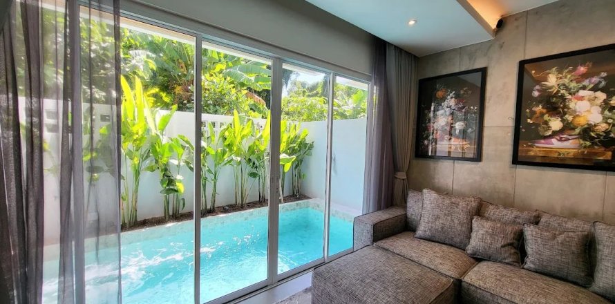 Villa in Phuket, Thailand 3 bedrooms № 164077