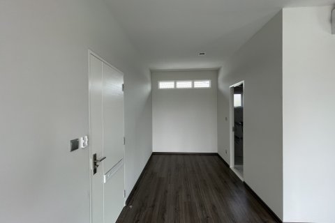 Дом в Лат Крабанге, Бангкок, Таиланд с 3 спальнями № 164080 - фото 19