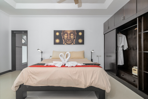 Villa in Phuket, Thailand 3 bedrooms № 169269 - photo 24