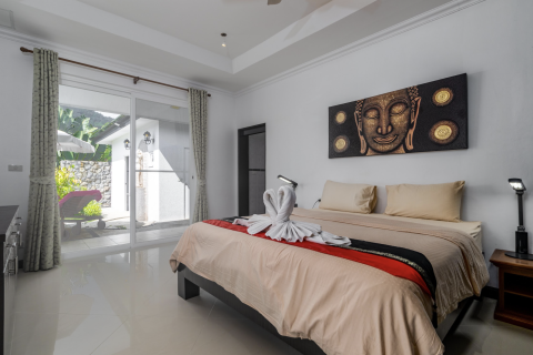 Villa in Phuket, Thailand 3 bedrooms № 169269 - photo 25