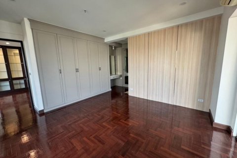 Condo in Bang Kho Laem, Bangkok, Thailand, 3 bedrooms  № 169273 - photo 20