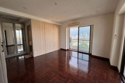 Condo in Bang Kho Laem, Bangkok, Thailand, 3 bedrooms  № 169273 - photo 19