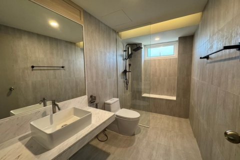 Condo in Bang Kho Laem, Bangkok, Thailand, 3 bedrooms  № 169273 - photo 22