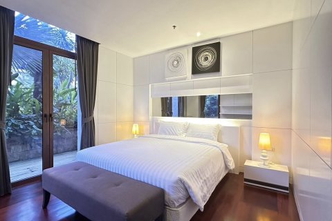 Condo in Phuket, Thailand, 2 bedrooms  № 169268 - photo 10