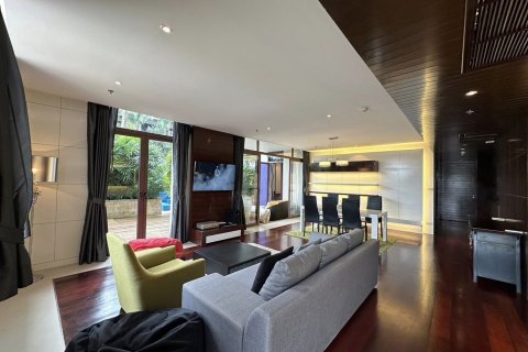 Condo in Phuket, Thailand, 2 bedrooms  № 169268 - photo 8