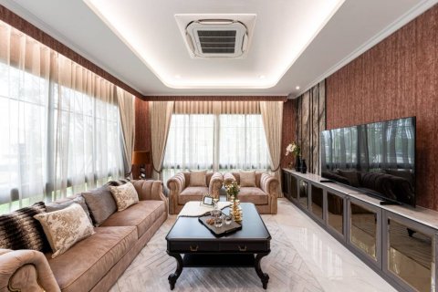Villa in Hua Hin, Thailand 5 bedrooms № 176836 - photo 5