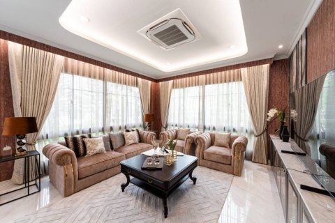 Villa in Hua Hin, Thailand 5 bedrooms № 176836 - photo 4