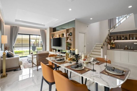 Villa in Hua Hin, Thailand 4 bedrooms № 176835 - photo 7