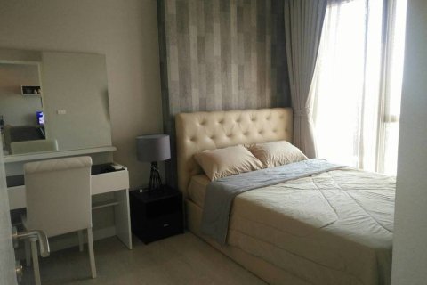 Condo à Huai Khwang, Bangkok, Thaïlande, 3 chambres  № 158510 - photo 9