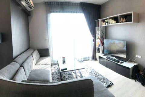 Condo à Huai Khwang, Bangkok, Thaïlande, 3 chambres  № 158510 - photo 3