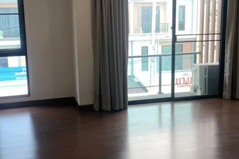 Townhouse à Bang Kaeo, Thaïlande 4 chambres № 158508 - photo 8