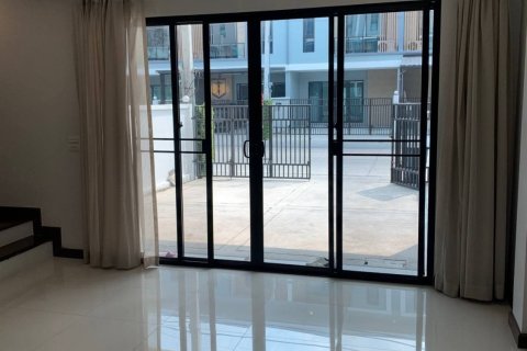 Townhouse à Bang Kaeo, Thaïlande 4 chambres № 158508 - photo 5