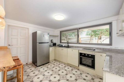 Вилла в Сураттхани, Таиланд с 3 спальнями  № 172849 - фото 2