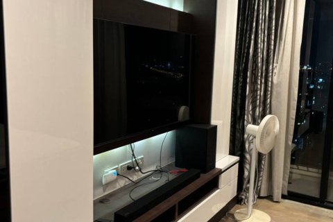 Condo à Chatuchak, Bangkok, Thaïlande, 2 chambres  № 172844 - photo 6