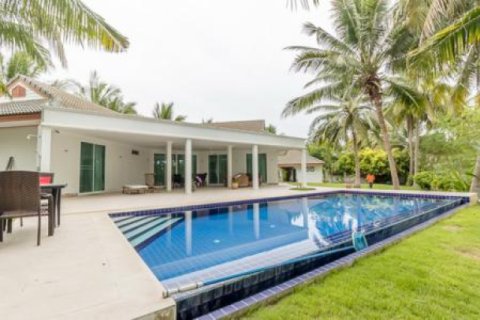 Villa à Hua Hin, Thaïlande 2 chambres № 193373