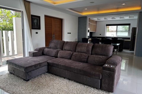 Вилла в Пхукете, Таиланд с 4 спальнями  № 135999 - фото 7