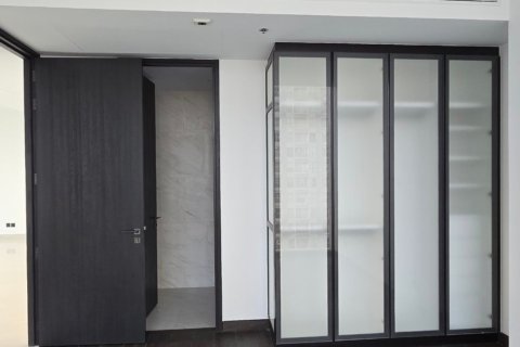 Condo in Bang Rak, Bangkok, Thailand, 2 bedrooms № 135998 - photo 8