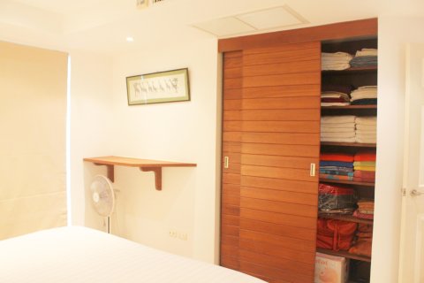 Condo in Phuket, Thailand, 2 bedrooms № 159441 - photo 19