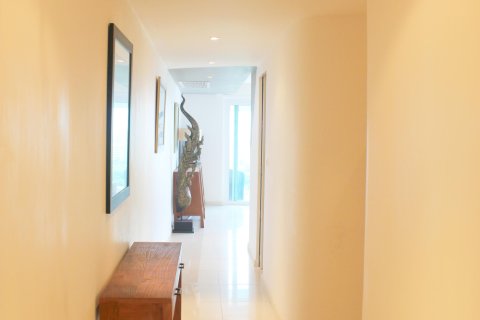 Condo in Phuket, Thailand, 2 bedrooms № 159441 - photo 26