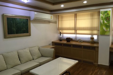 Студия в кондо в Банг Раке, Бангкок, Таиланд № 159435 - фото 5